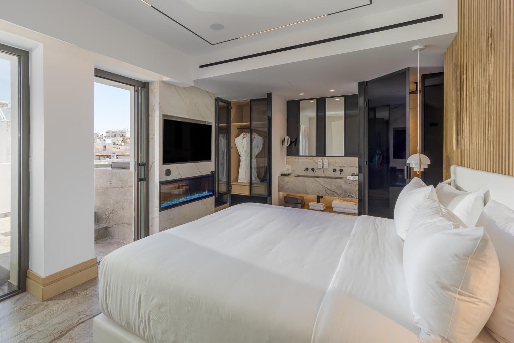 Ethereal White & - Adults Only Hotel 5*