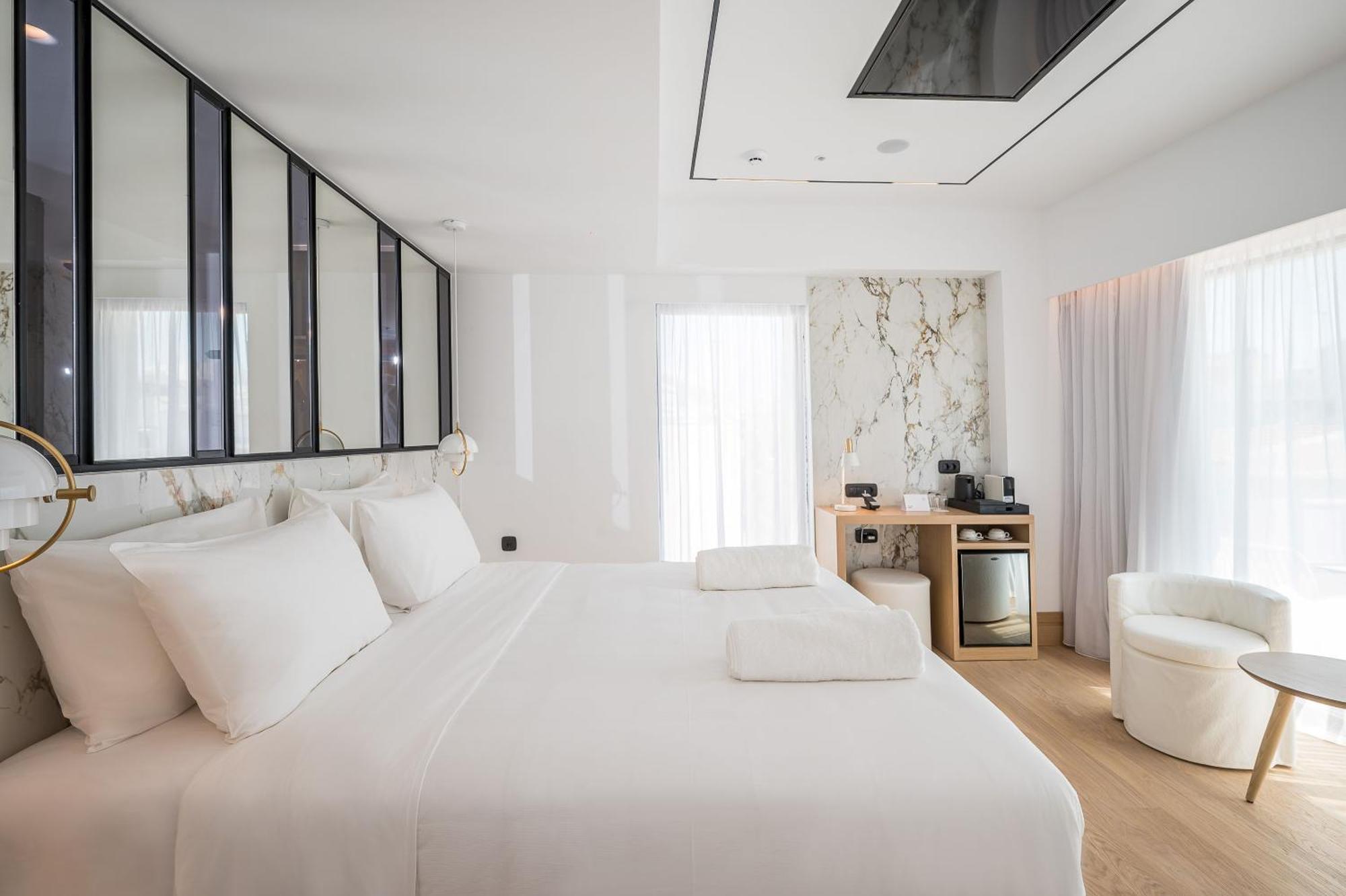 Hotel Ethereal White & - Adults Only