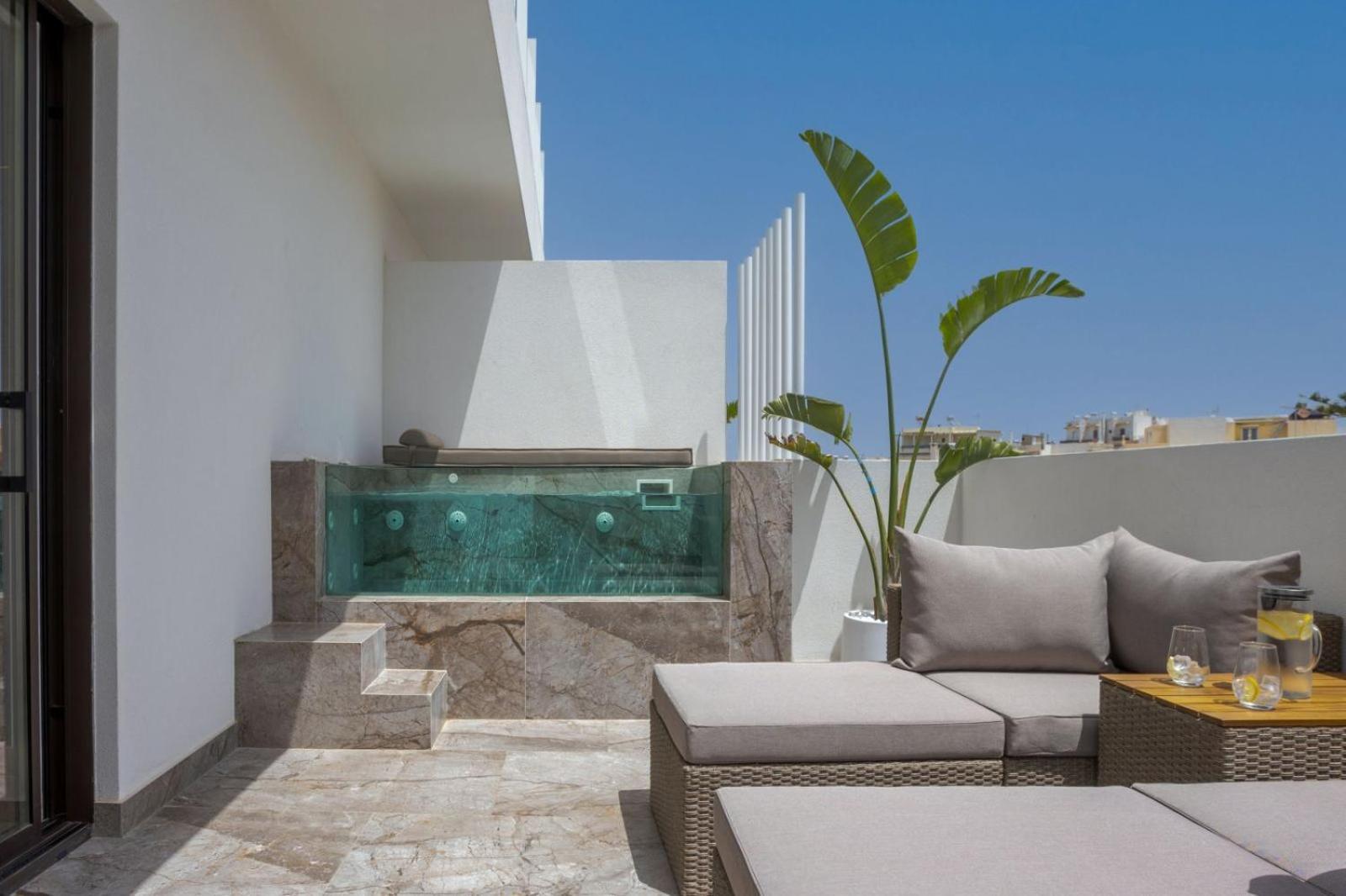 Ethereal White & - Adults Only Hotel Heraklion (Crete)