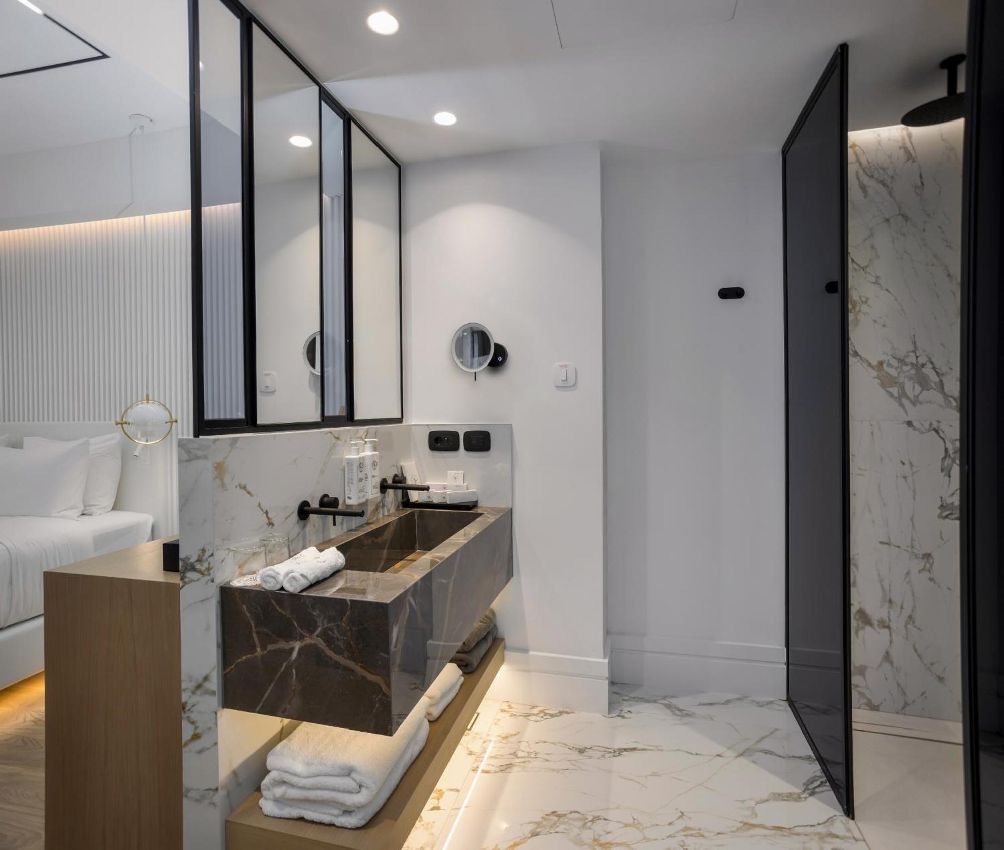 Hotel Ethereal White & - Adults Only